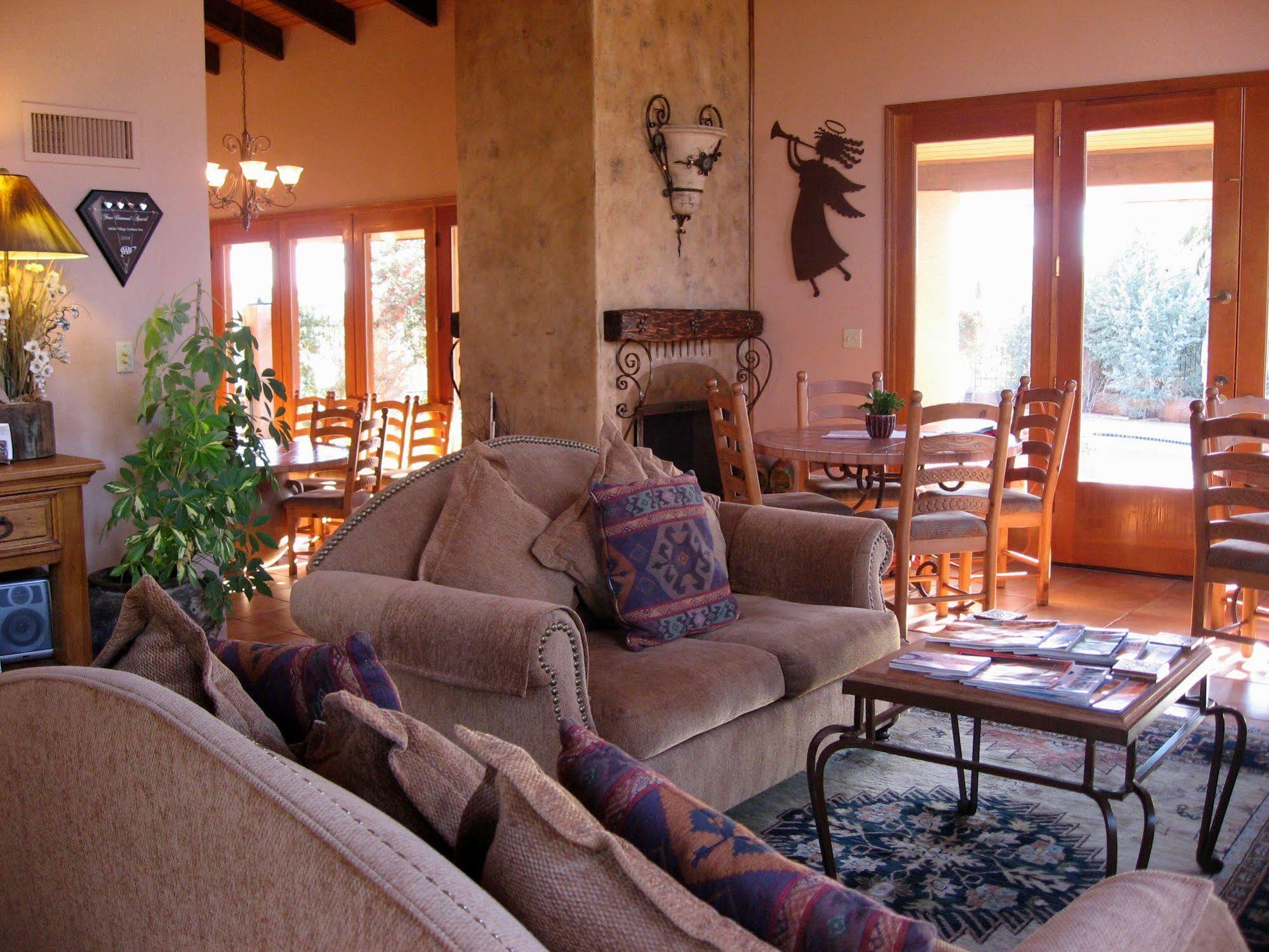 Adobe Village 4*
