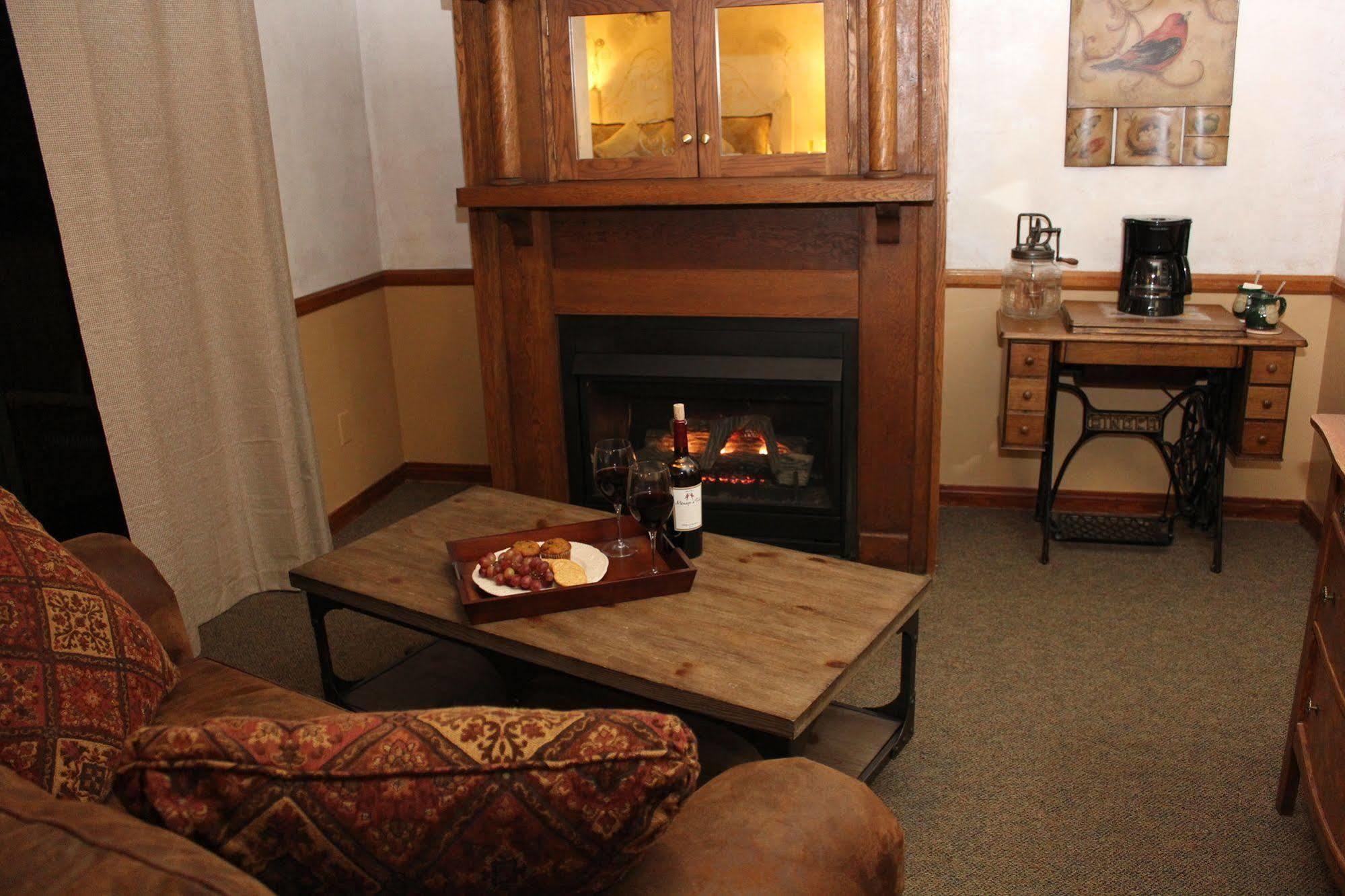 Adobe Village Inn