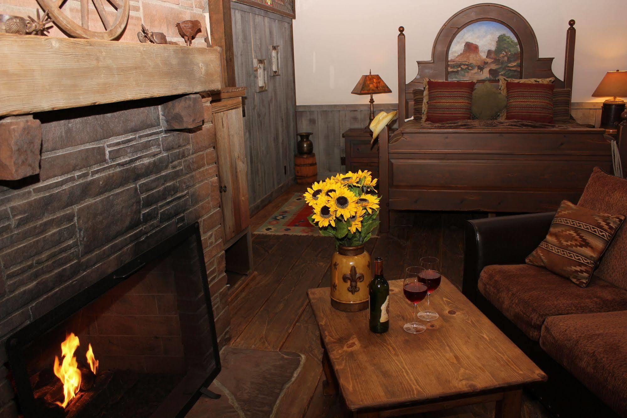 Adobe Village Inn Sedona