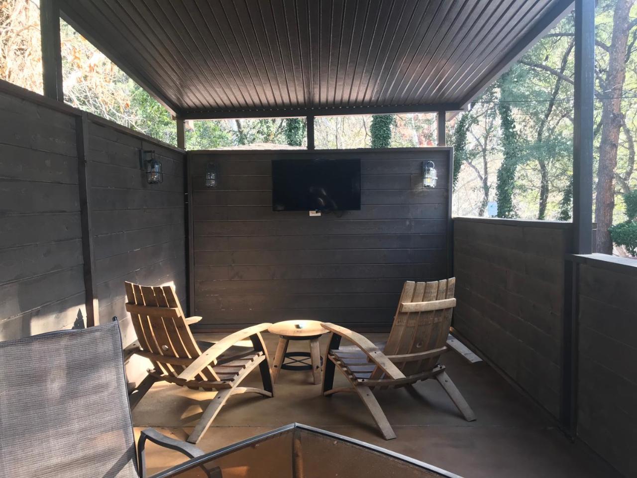 Oak Creek Terrace Lodge