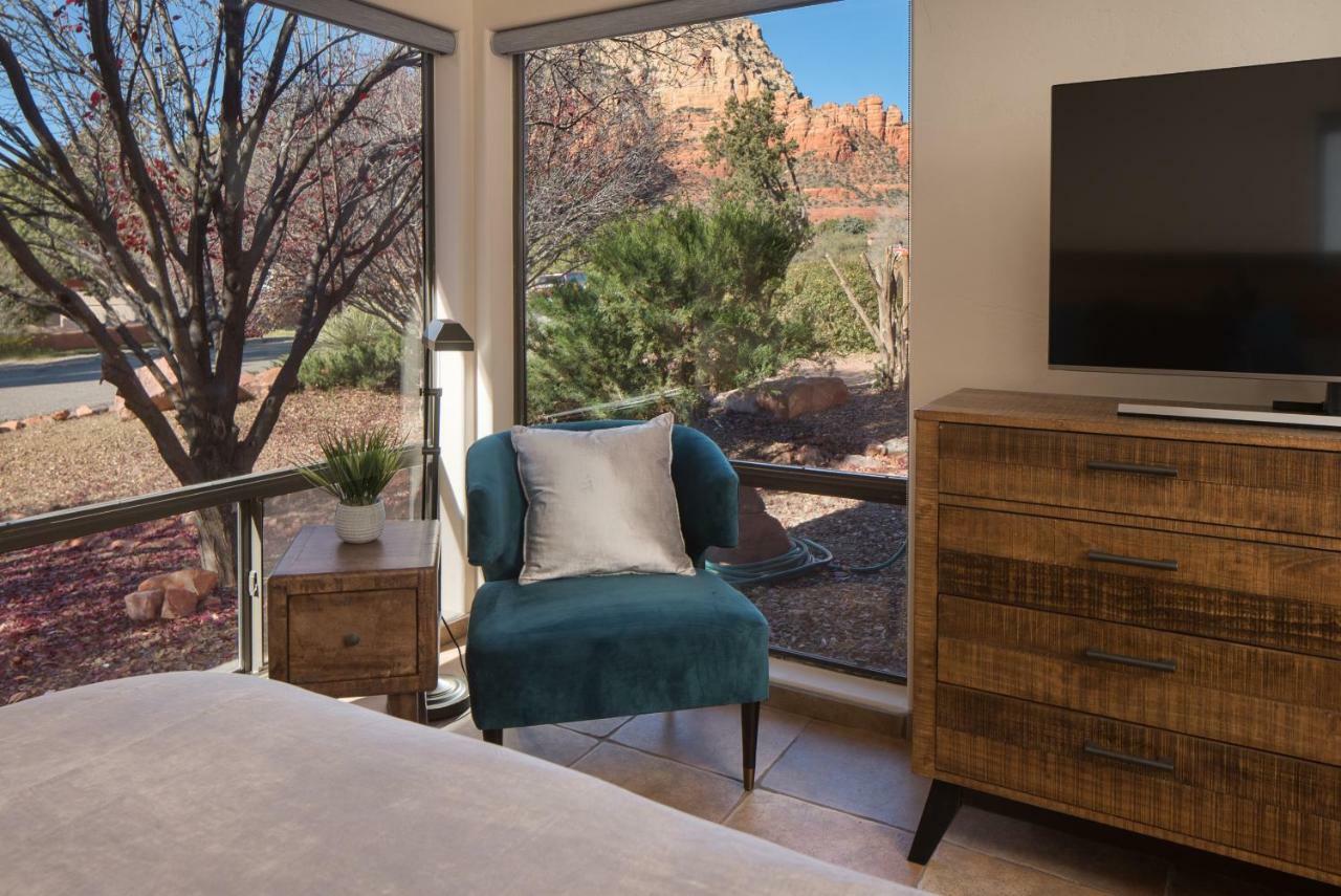 Luxurious Red Rock Vista *