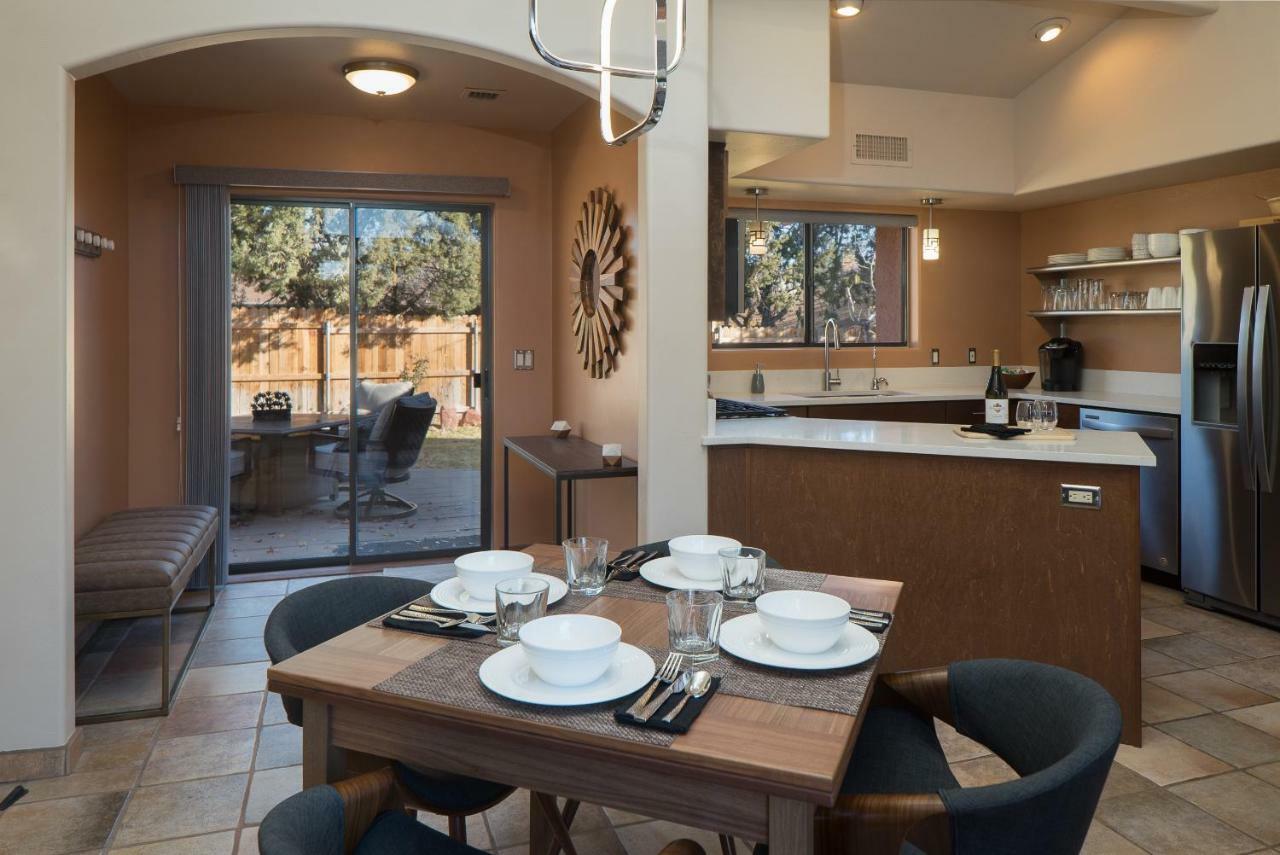 Luxurious Red Rock Vista