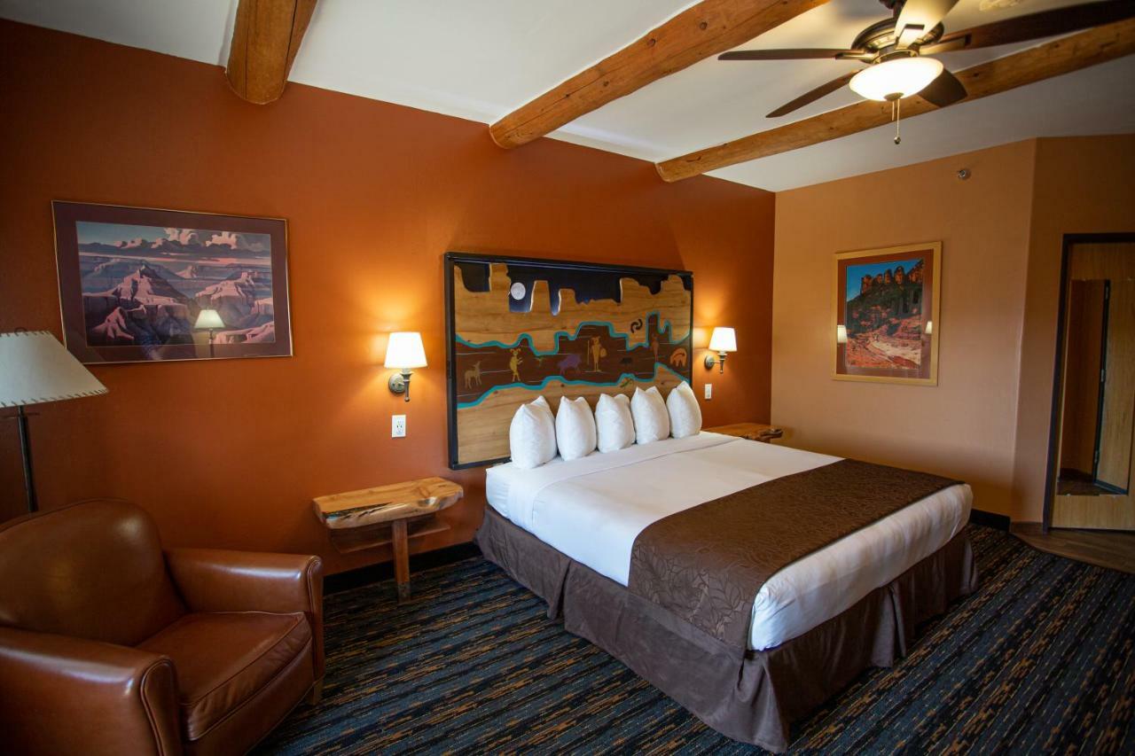 Southwest At Hotel 3*