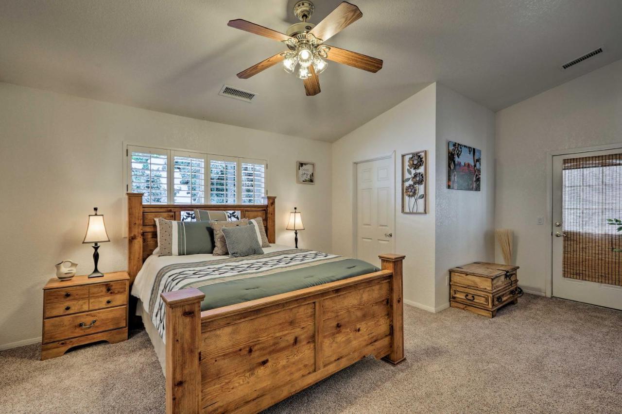 Holiday home Tranquil Gem With Patio, Grill And Mtn Views *