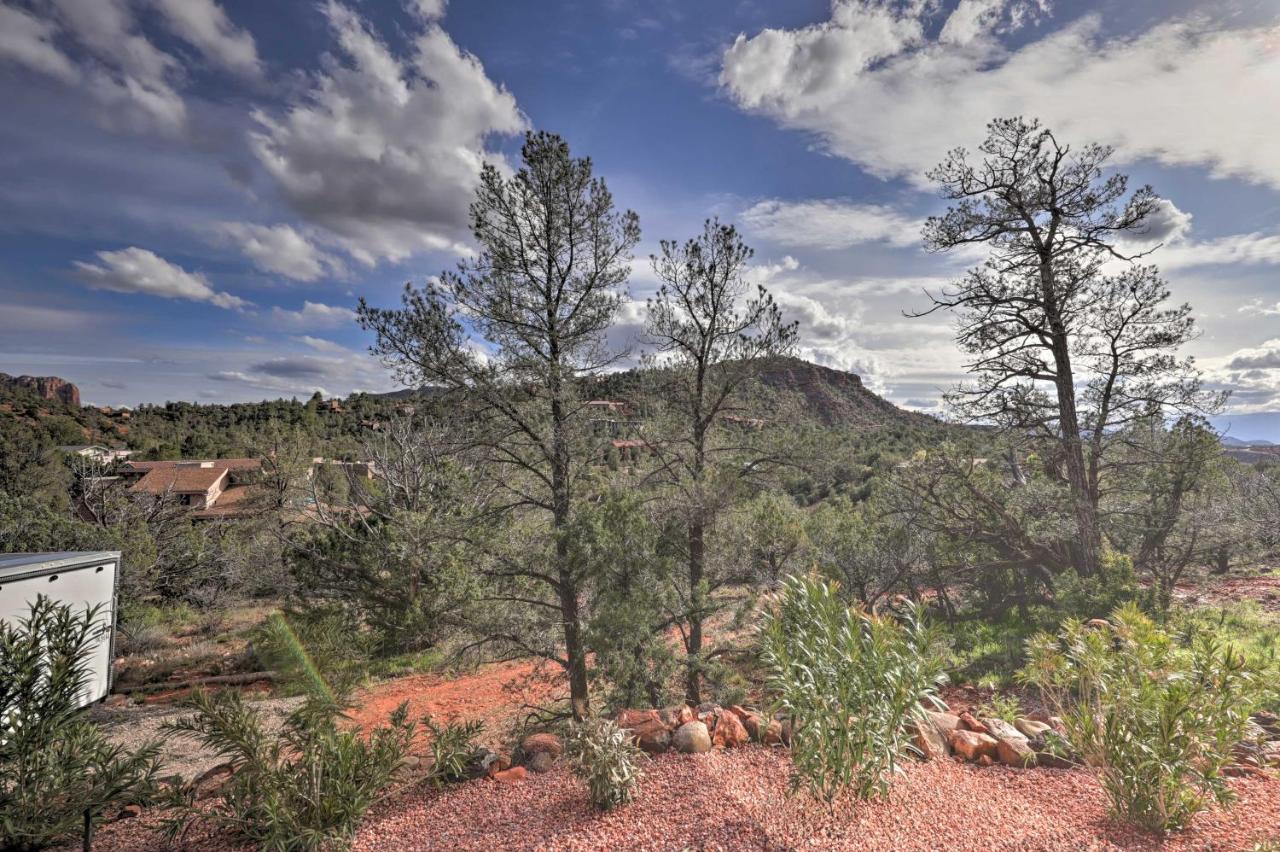Holiday home Chic Retreat 2 Mi To Cathedral Rock Trail! *