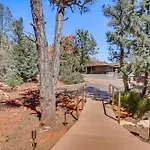 Sedona Couples Retreat With Patio Walk To Trails!