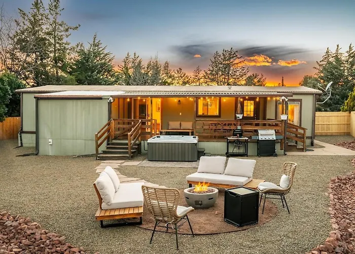 Stunning Javelina Hideaway With Hot Tub And King Bed