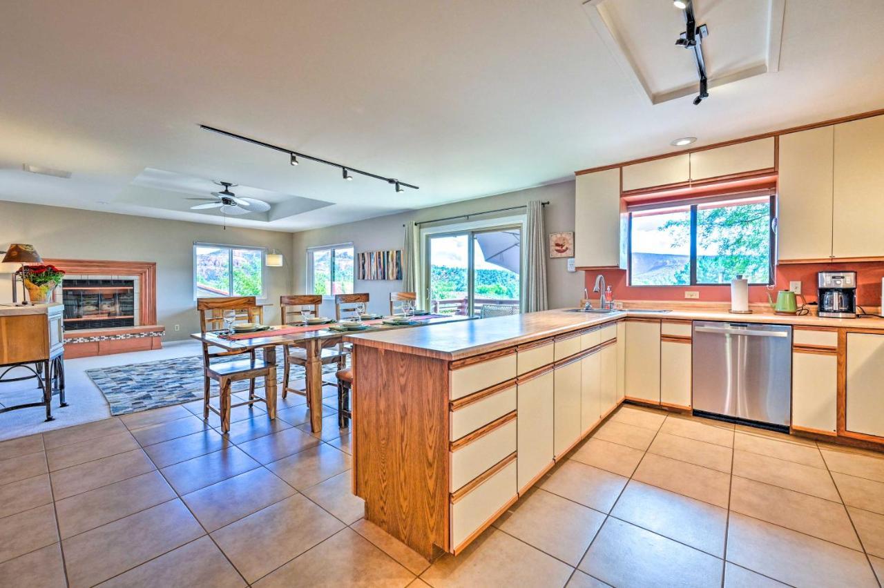 Scenic Duplex - Cathedral Rock Views! *