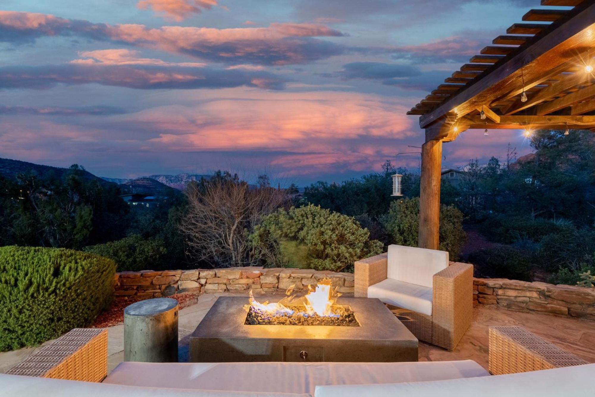 Modern Secluded With Amazing Views Hot Tub Casita Sedona