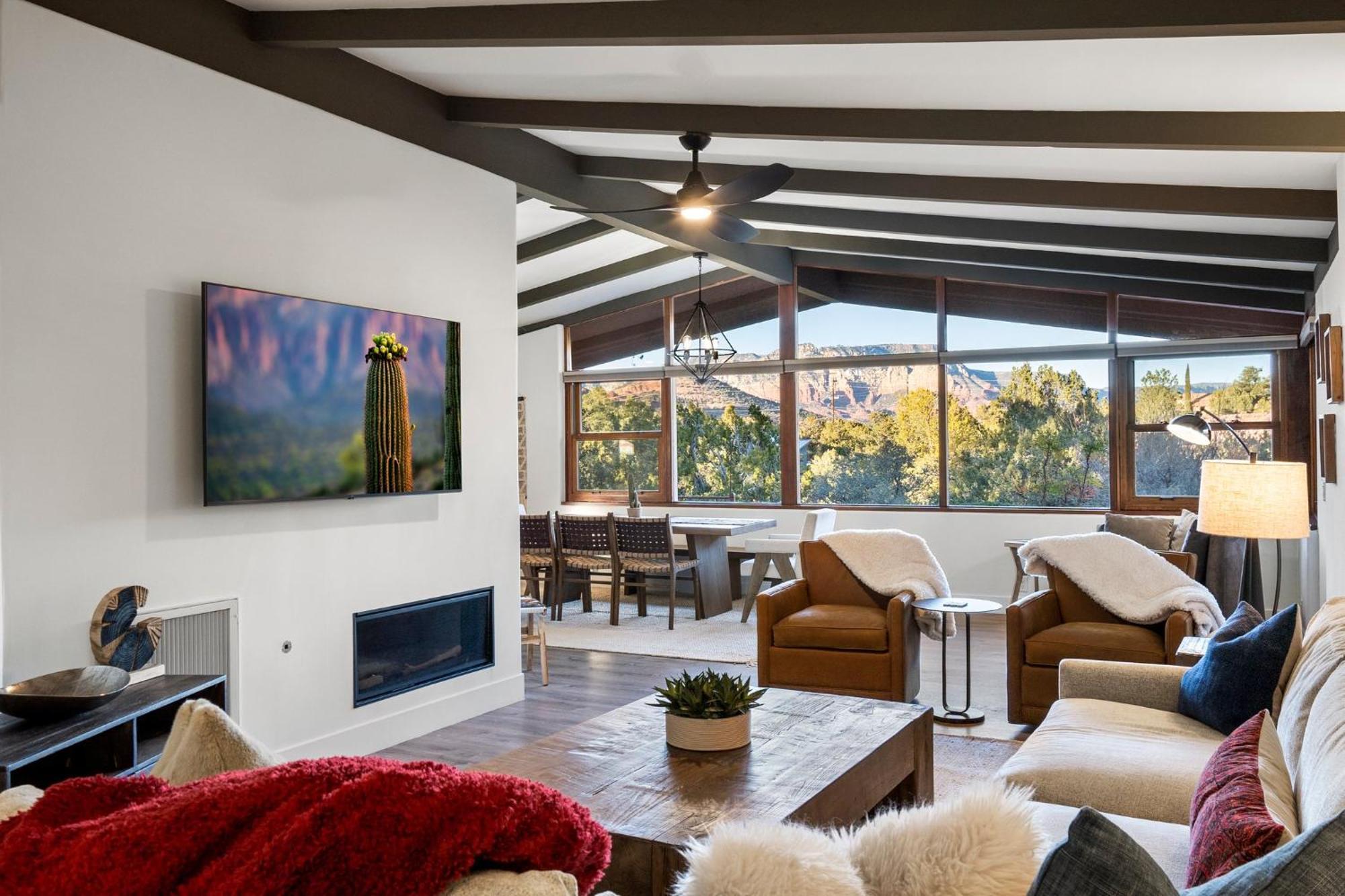 Modern Secluded With Amazing Views Hot Tub Casita Holiday home