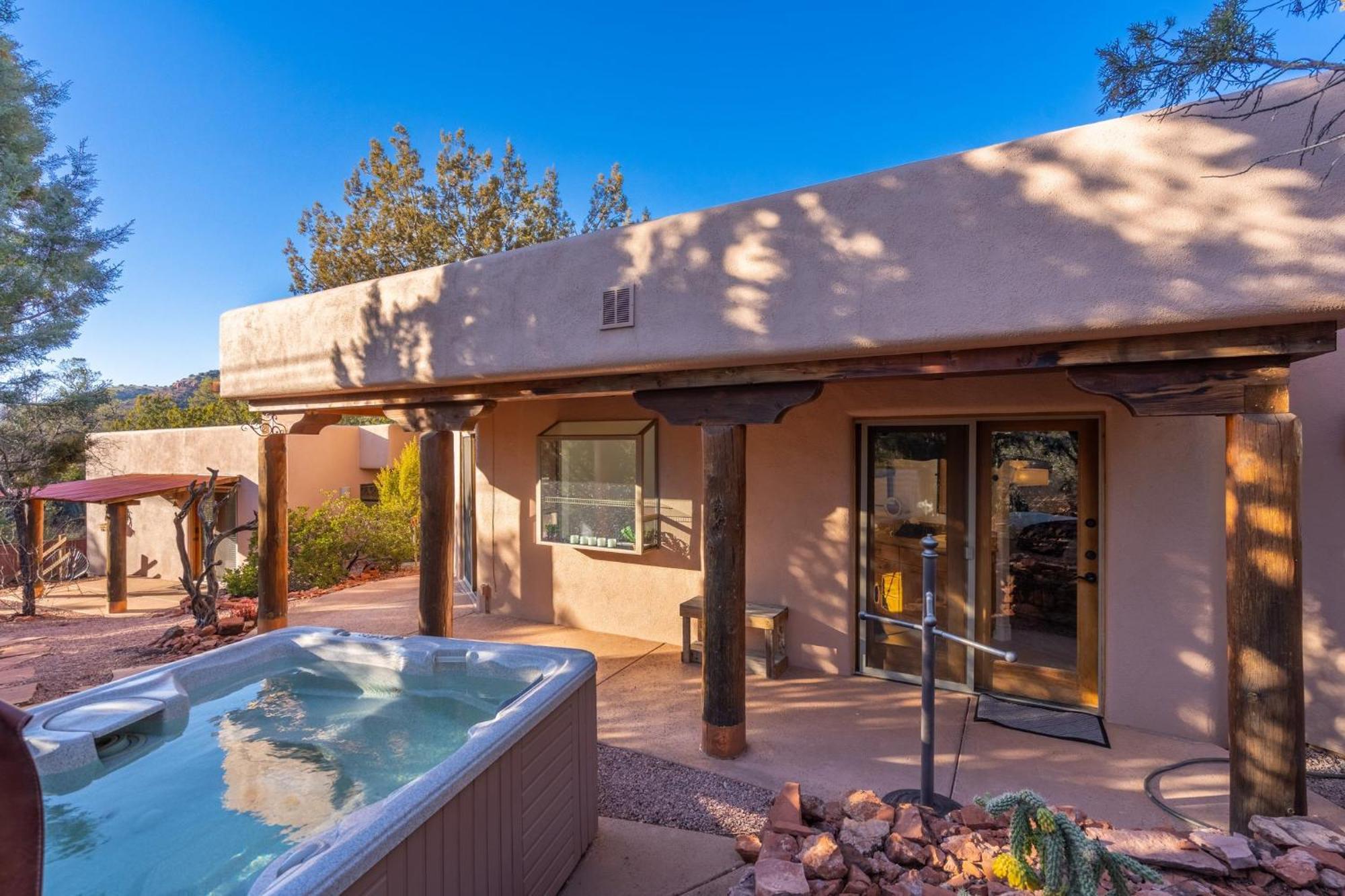 Modern Secluded With Amazing Views Hot Tub Casita Holiday home Sedona