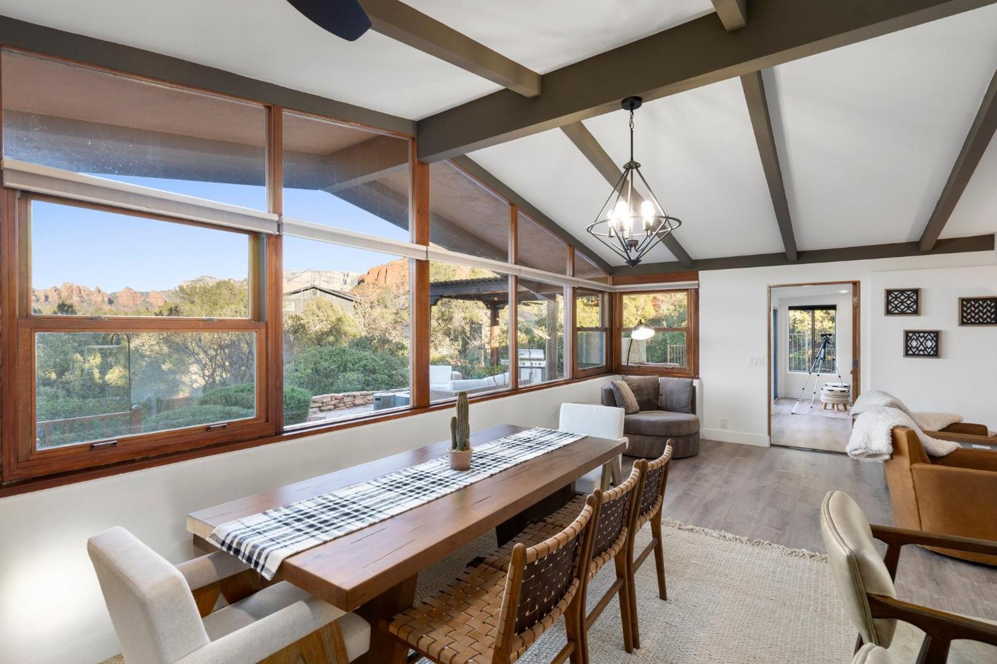 Modern Secluded With Amazing Views Hot Tub Casita Holiday home