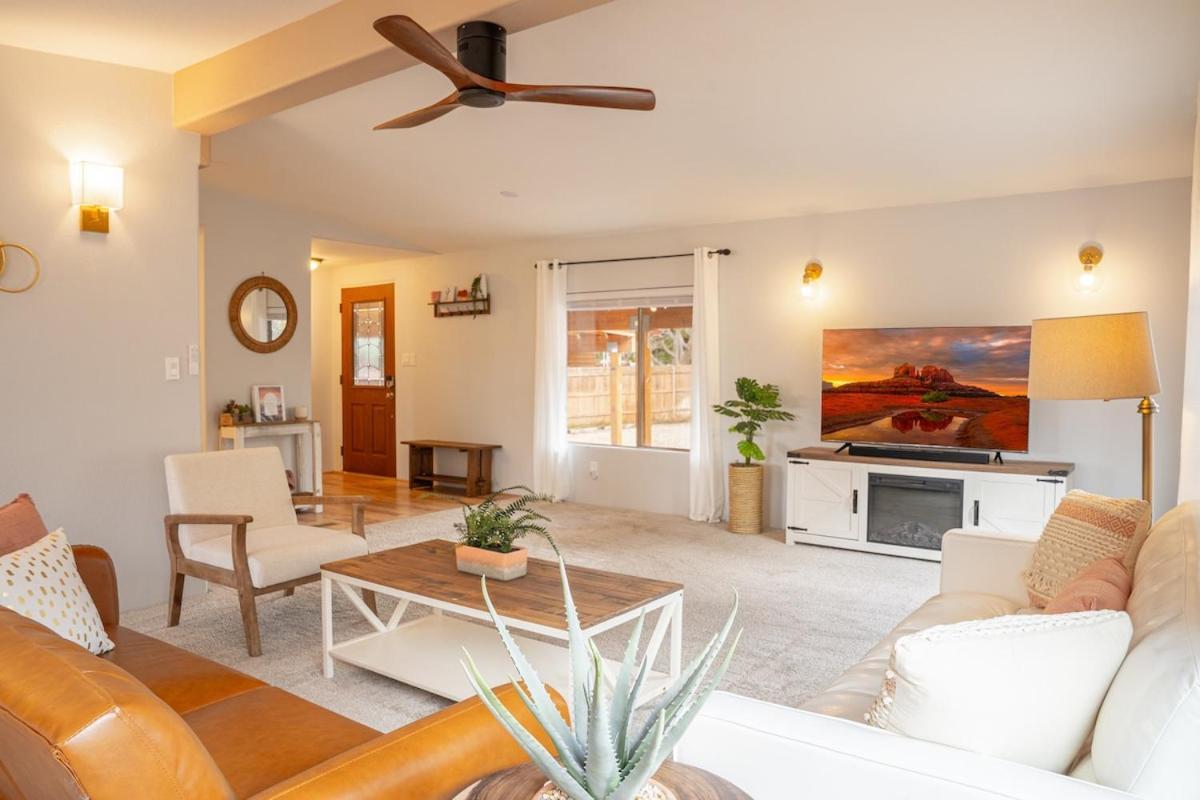 Stunning Javelina Hideaway With Hot Tub And King Bed Holiday home *