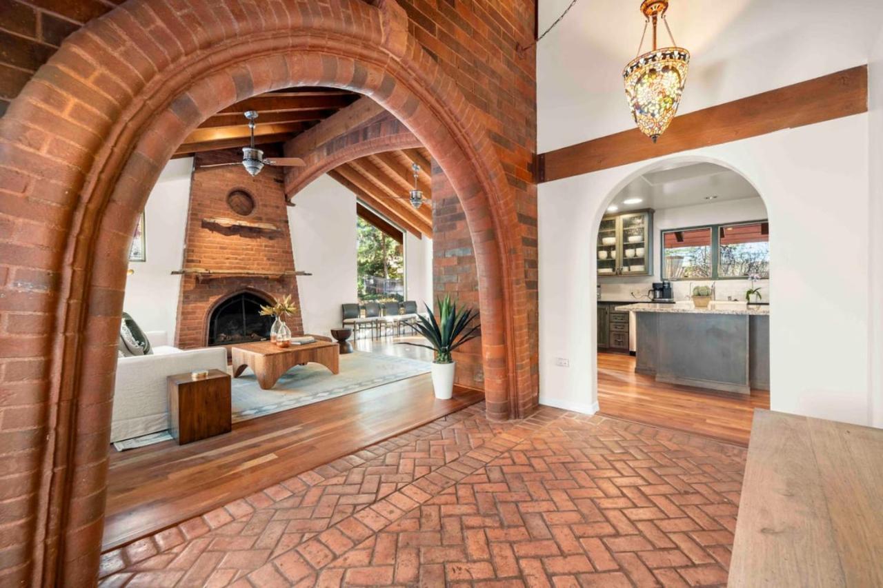 Stunning Chapel With Incredible Views Hottub Holiday home Sedona