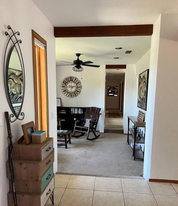 Southwest Gem -perfectly Placed For Hikes And Fun *