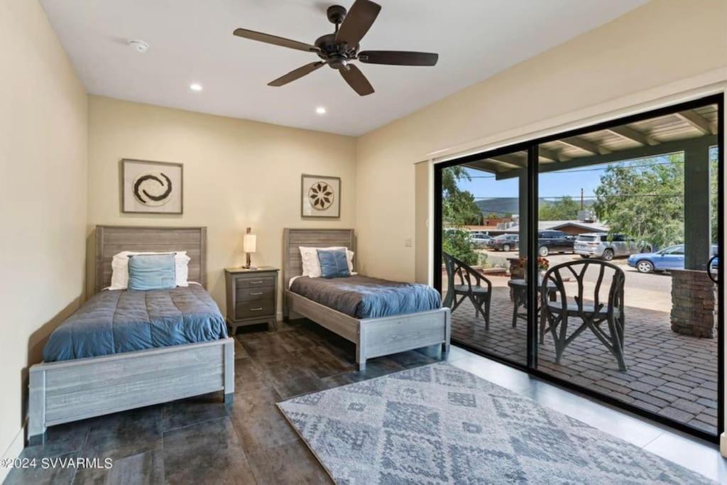 Uptown House - Hot Tub - 90 Second Walk To Main Street Holiday home