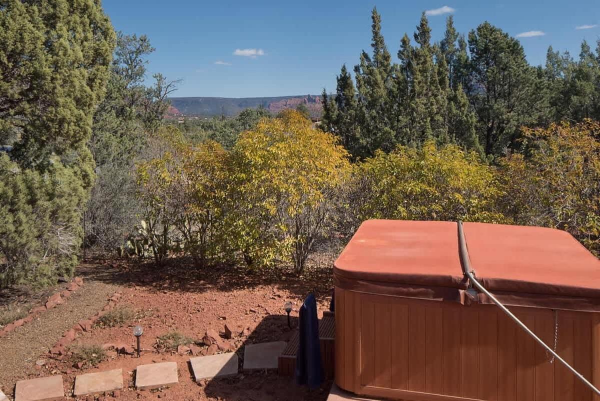 Dreamy Design Stargaze From Hot Tub For Family Holiday home