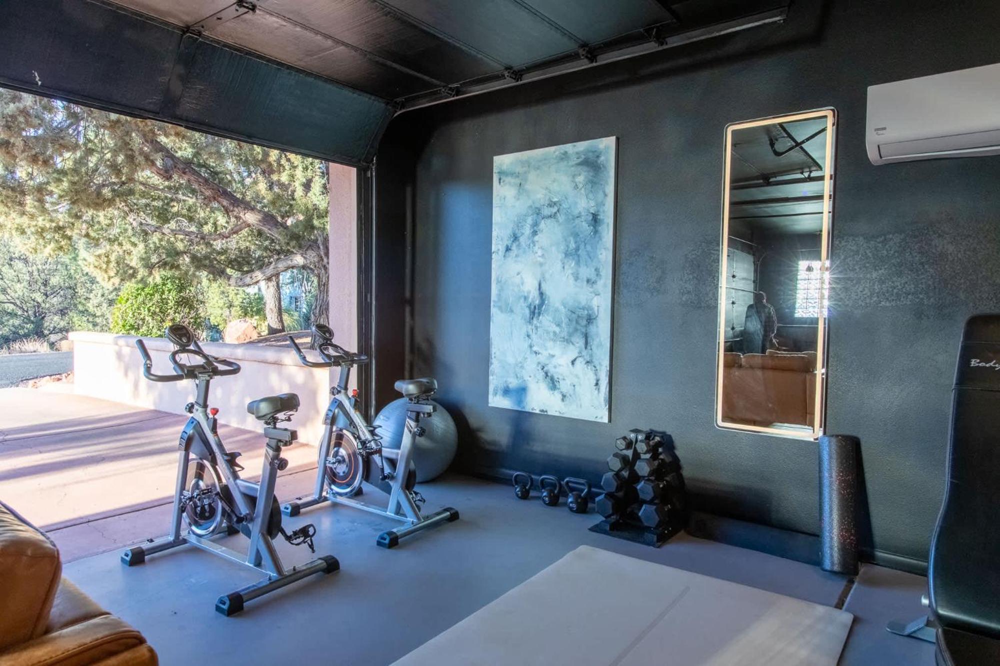 5 Bed 3 Bath Uptown Sedona-game Room-sauna-cold Plunge-jacuzzi-gym *