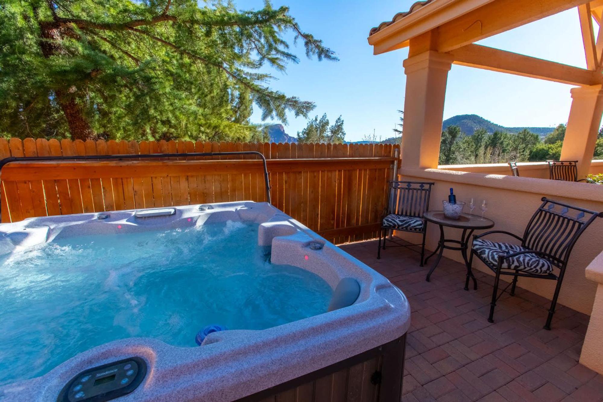 Holiday home 5 Bed 3 Bath Uptown Sedona-game Room-sauna-cold Plunge-jacuzzi-gym