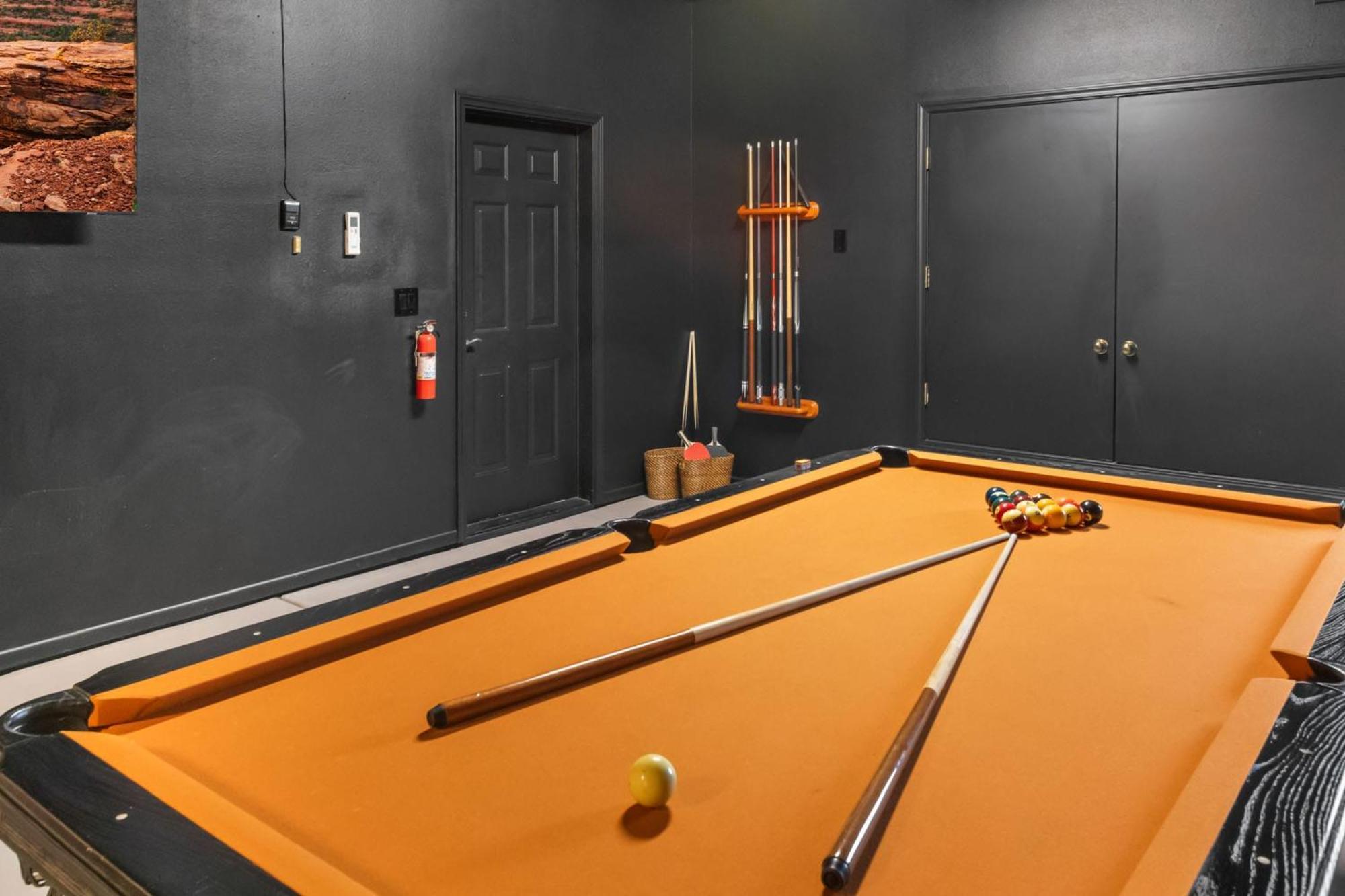 Holiday home 5 Bed 3 Bath Uptown Sedona-game Room-sauna-cold Plunge-jacuzzi-gym *