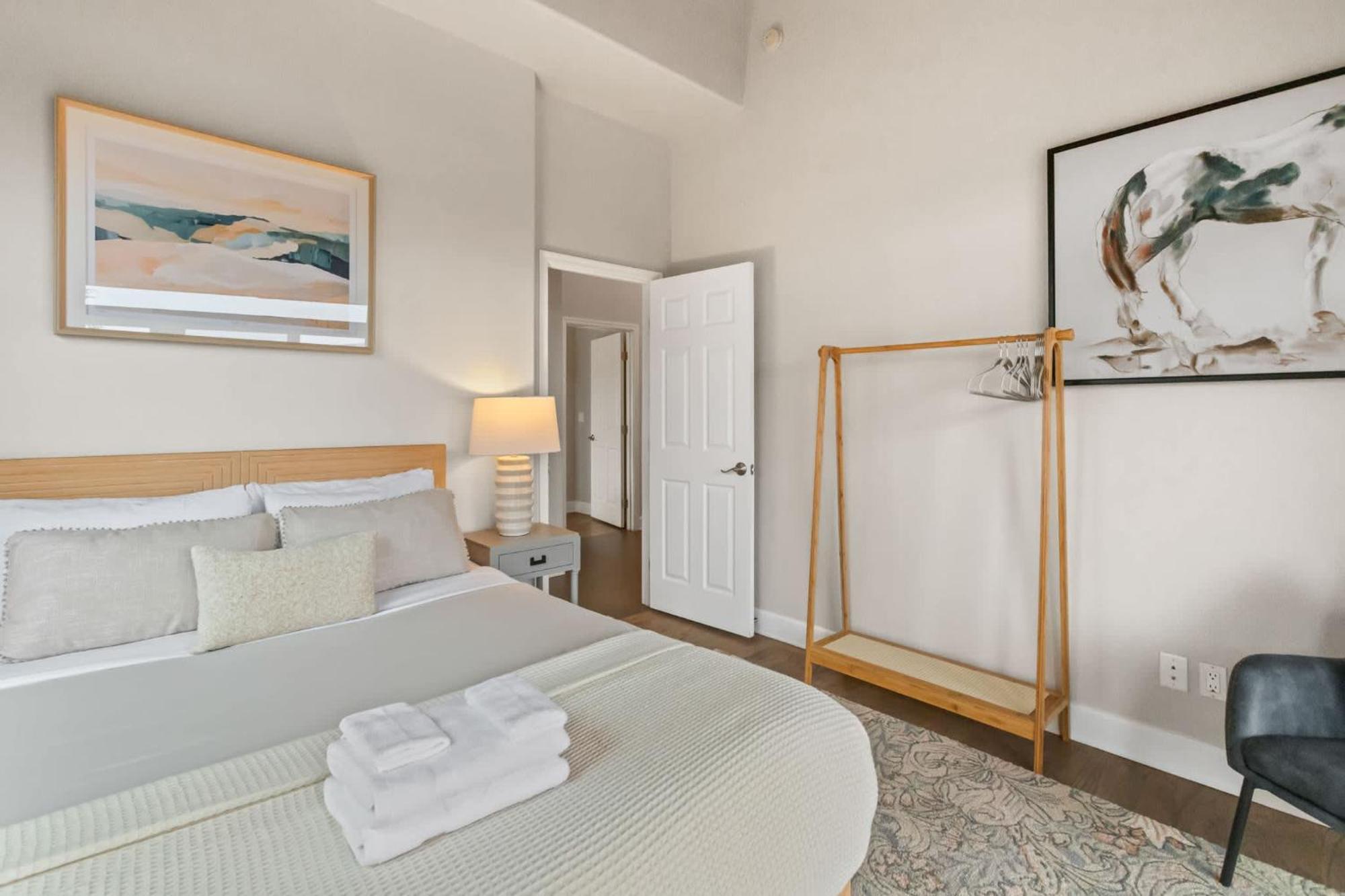 5 Bed 3 Bath Uptown Sedona-game Room-sauna-cold Plunge-jacuzzi-gym