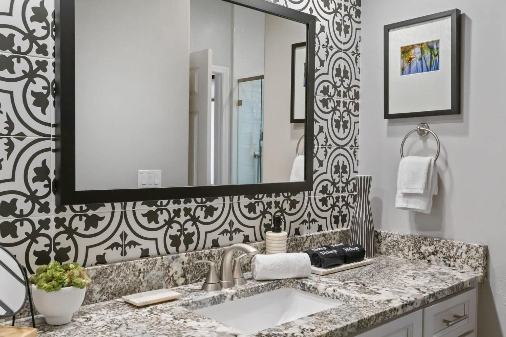 Holiday home 5 Bed 3 Bath Uptown Sedona-game Room-sauna-cold Plunge-jacuzzi-gym *