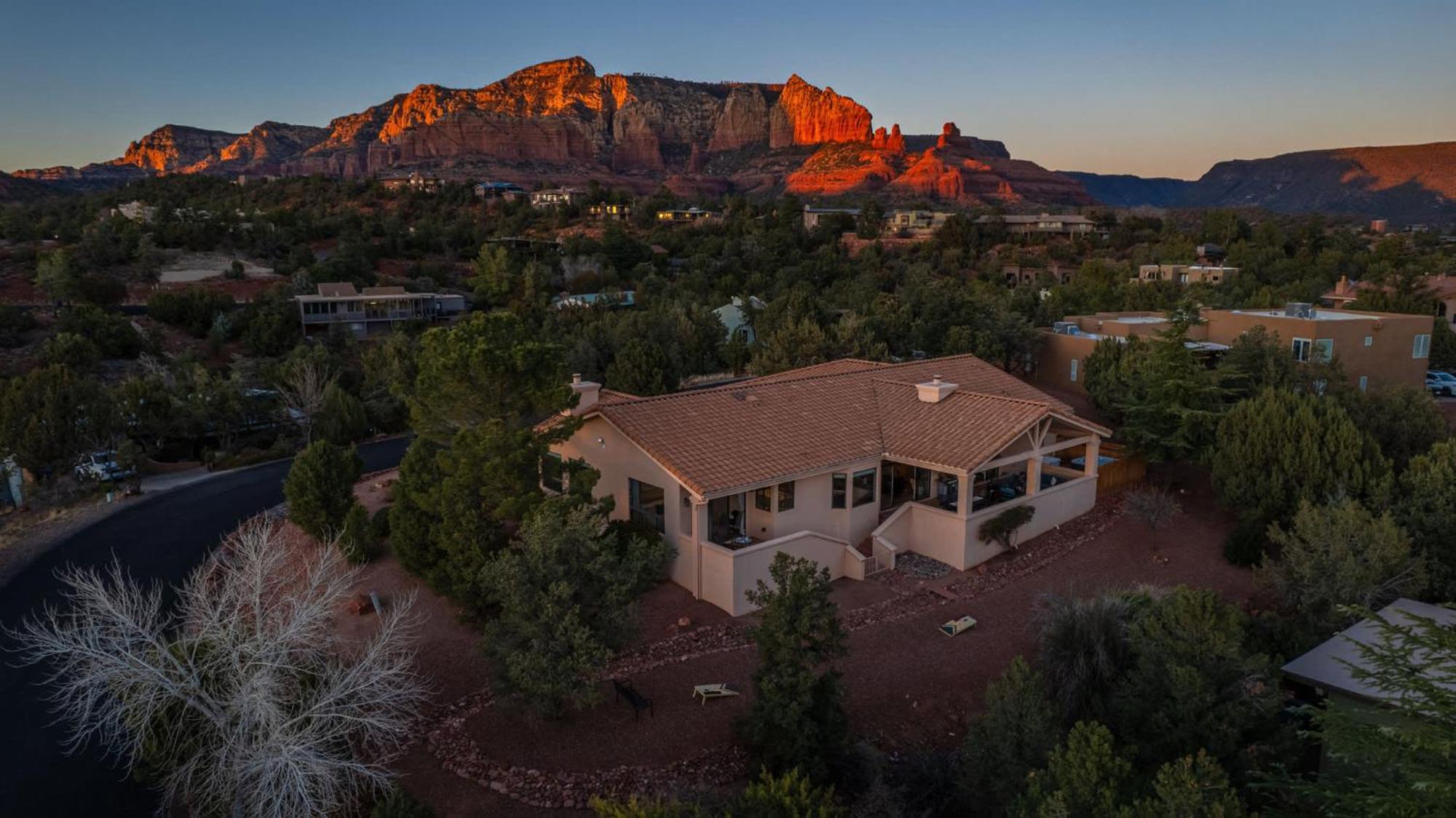 Holiday home 5 Bed 3 Bath Uptown Sedona-game Room-sauna-cold Plunge-jacuzzi-gym Sedona