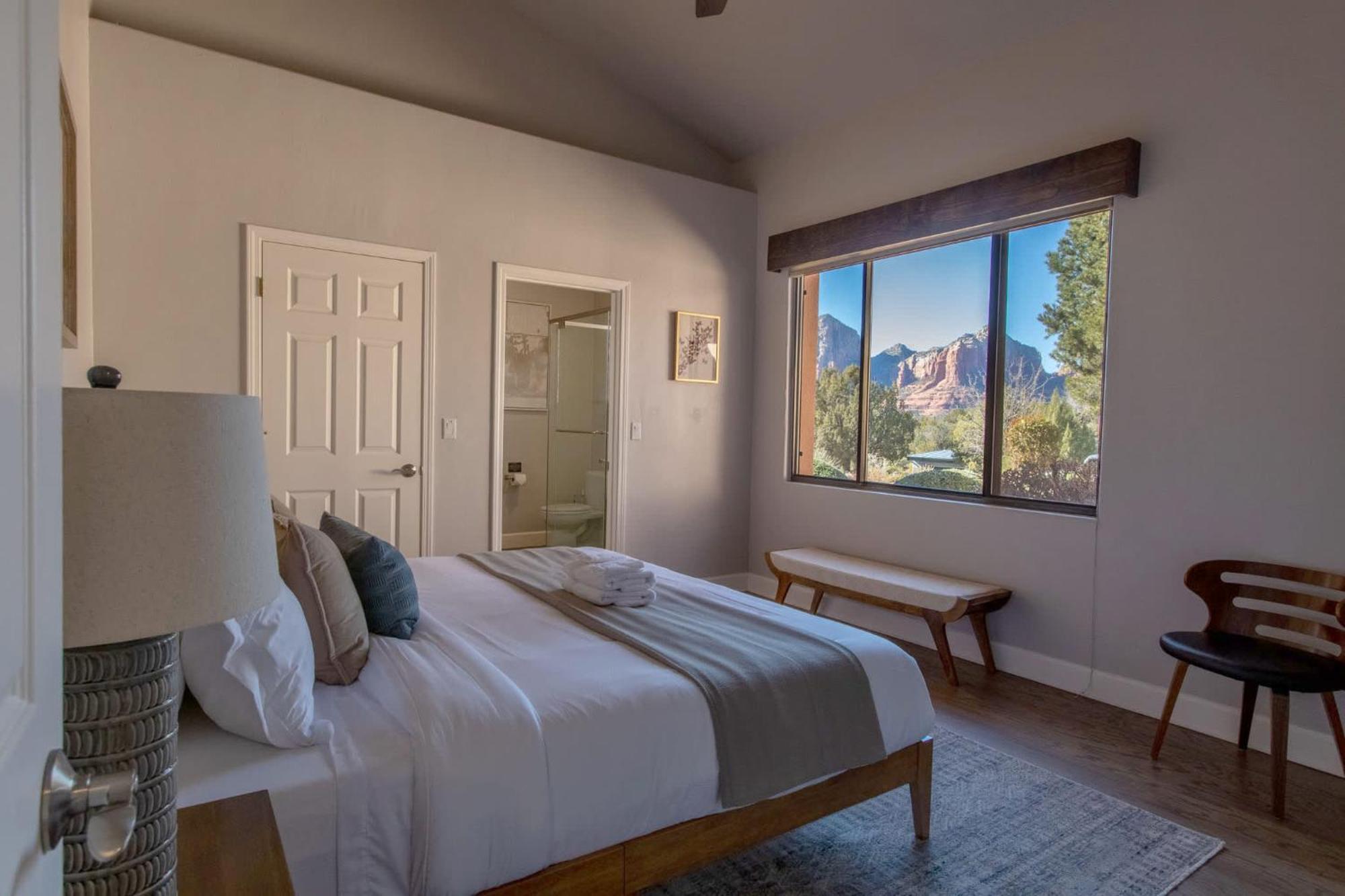5 Bed 3 Bath Uptown Sedona-game Room-sauna-cold Plunge-jacuzzi-gym Sedona