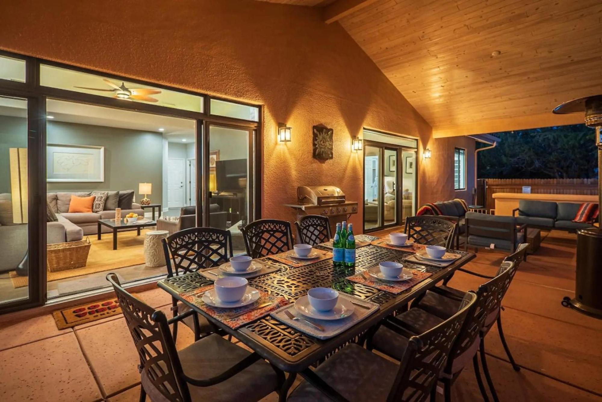 5 Bed 3 Bath Uptown Sedona-game Room-sauna-cold Plunge-jacuzzi-gym Sedona