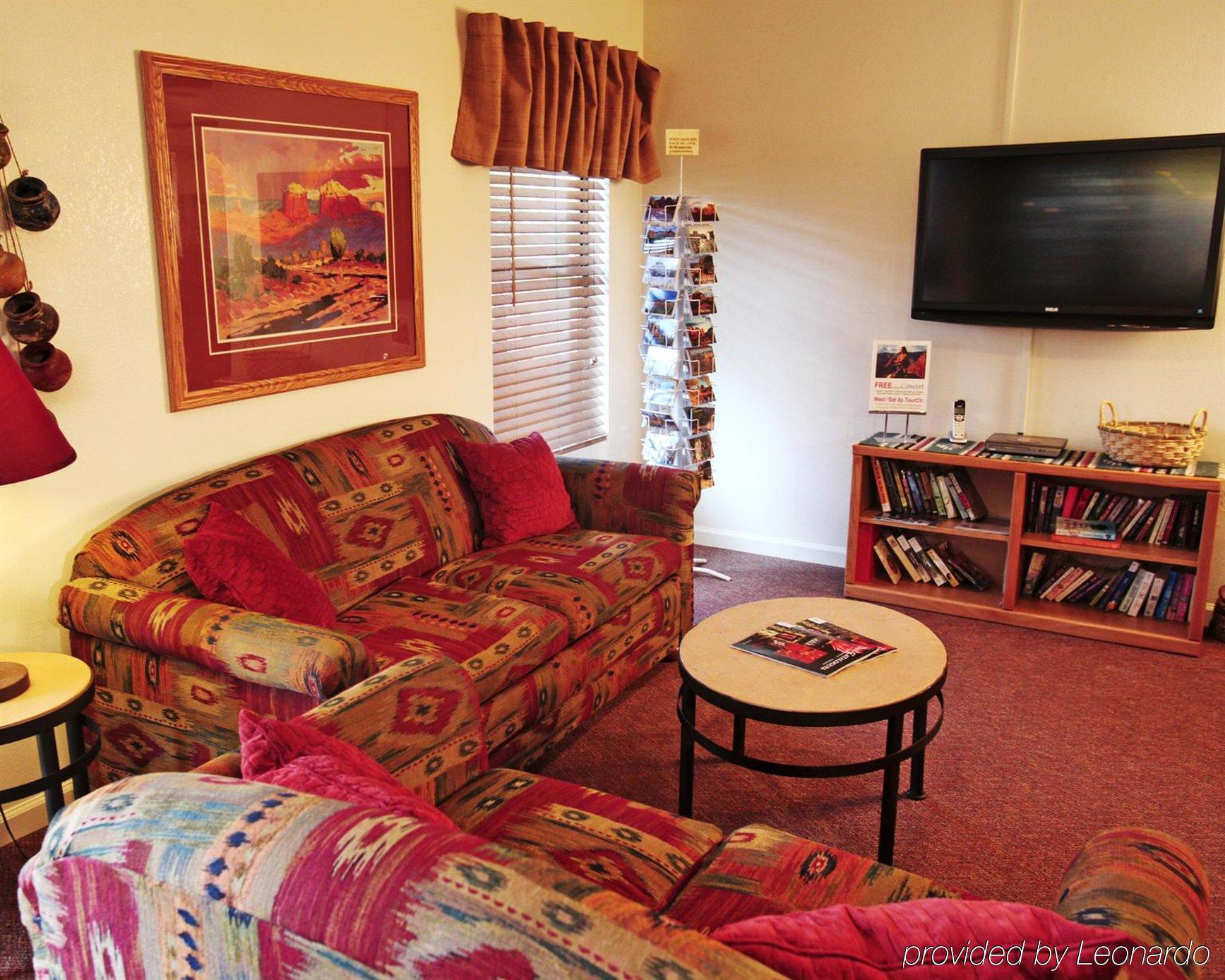 Pines Resort 5*