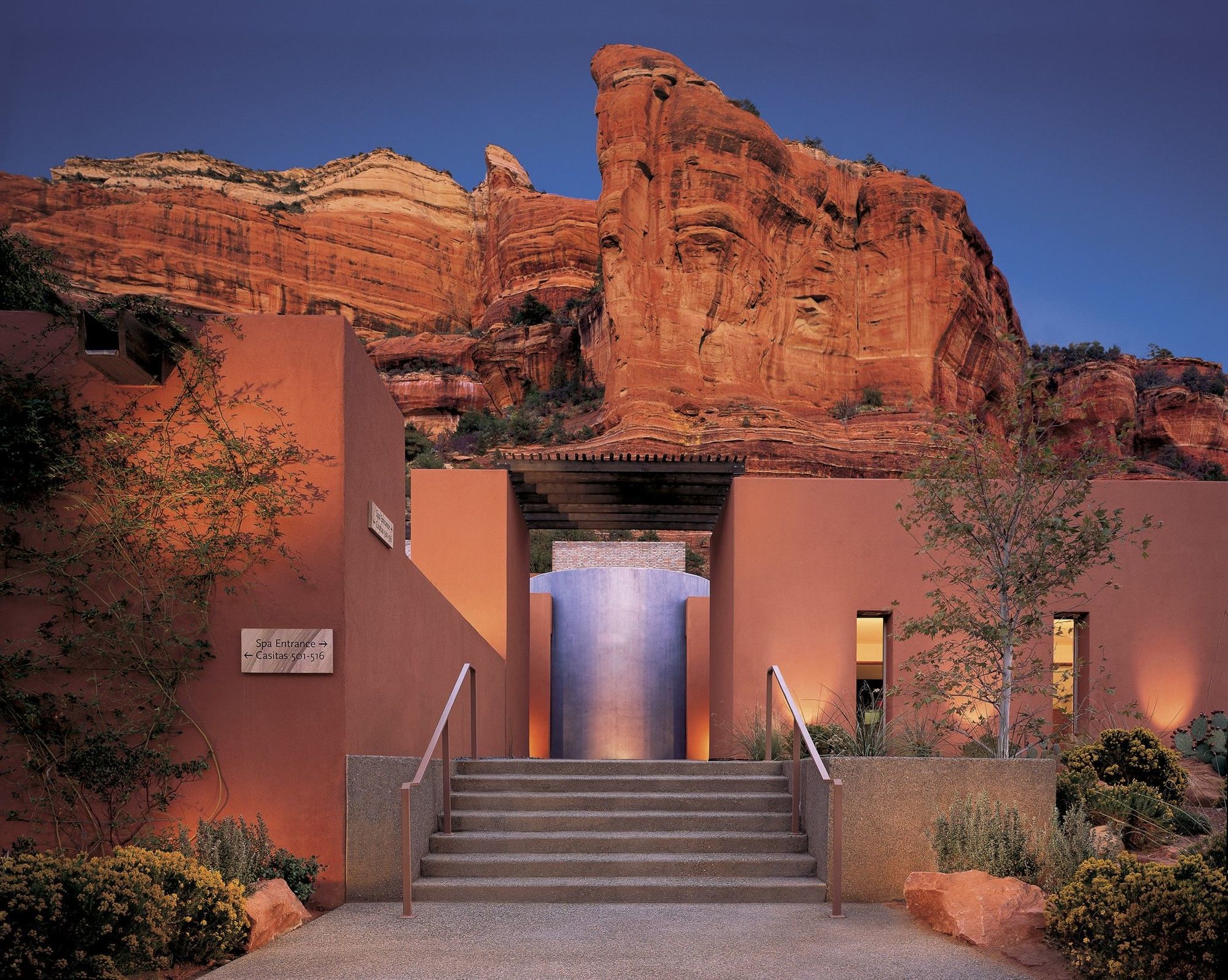 Hotel Enchantment 4*