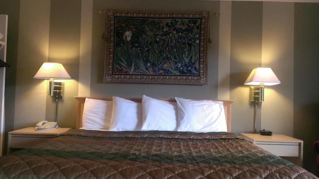 Hotel Cedars 3*